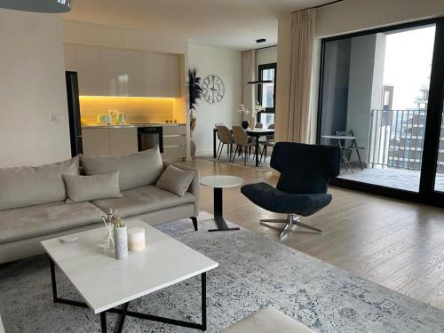 Voyager 360, FREE PRIVATE PARKING