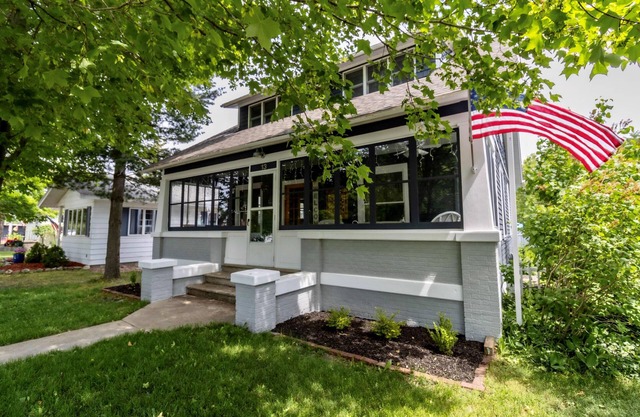 Walk to Downtown Beulah and Crystal Lake