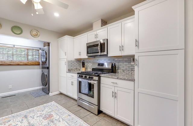 Walk to Mercer: Dtwn Macon Home w/Fire Pit!