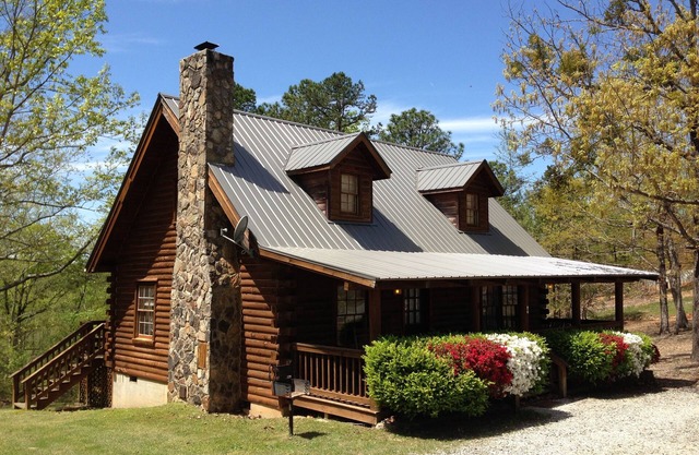 Walk to pool, chapel, mountainside pavillion