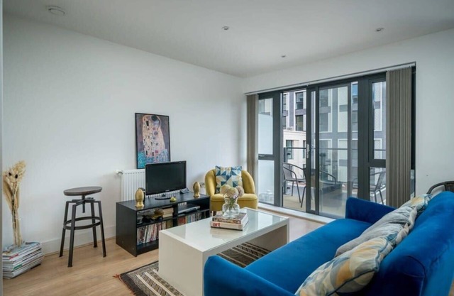 Wandsworth, London 🏡 Stylish One-Bedroom Serviced Apartment