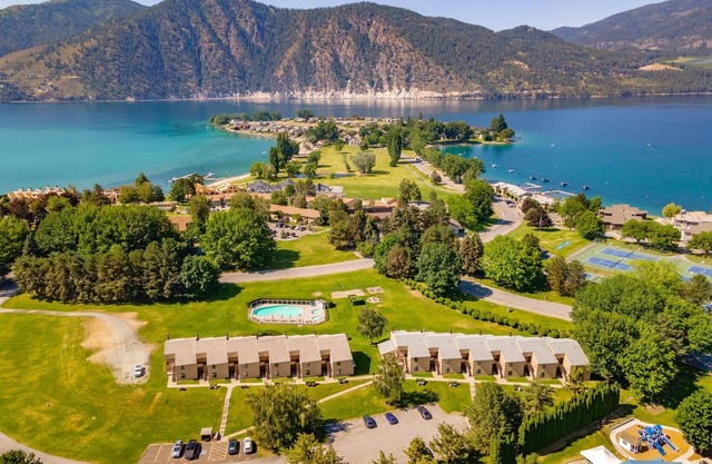 Wapato Point Condo on Lake Chelan with Resort Amenities! 2Bed/2Bath, Upper Floor-Unit 672