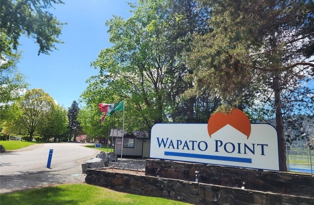 Wapato Point Resort - Ground floor 3 bedroom on the Lake!