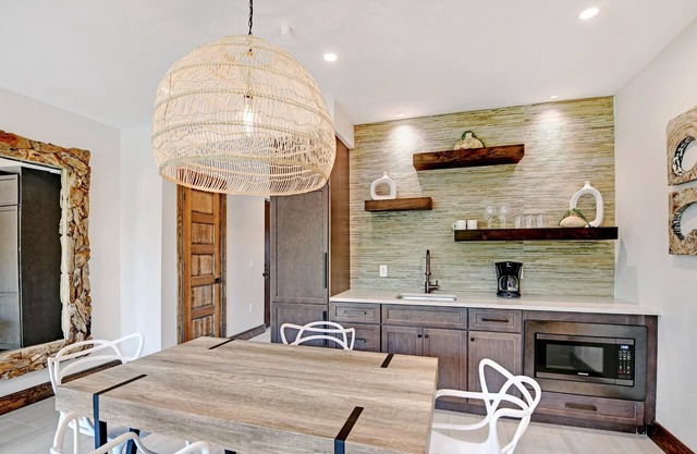 WARM SALTY BREEZES FRESH FROM THE SEA in These One Bedroom Suites at Bali Hai