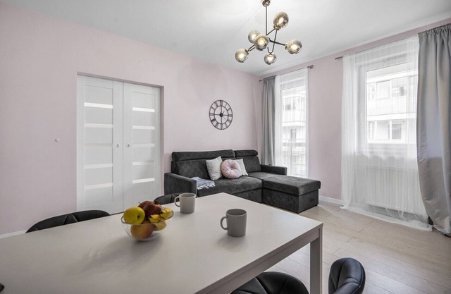 Warsaw Apartments - Parking, Quiet Neighbourhood by Rentujemy