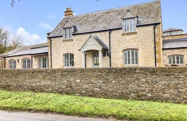 Washbrook Cottage Sum