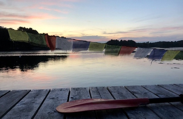 Waterfront Cedar Log Cottage Nestled in Snug Harbor on Spruce Creek