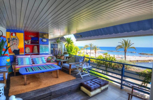 Waterfront Duplex by Hello Homes Sitges