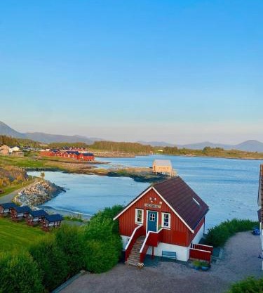 Waterfront Rorbu - By the Beach