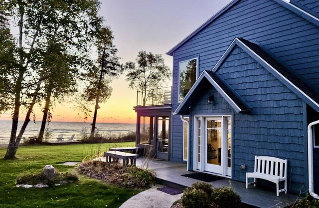 Waterfront Vacation Rental in Sister Bay