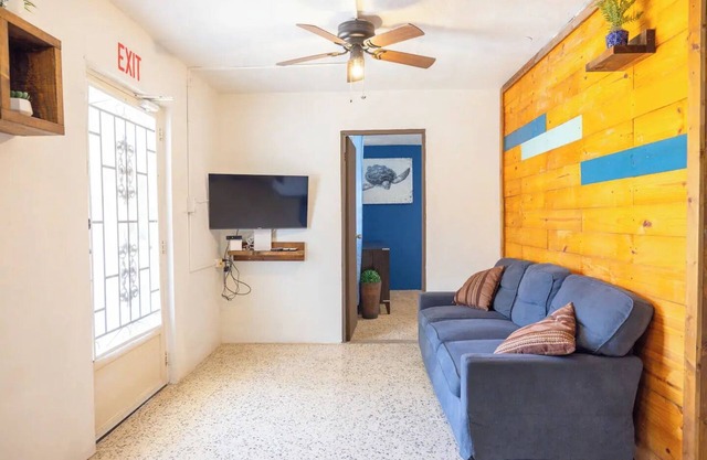 Waves & Chill 2 | Jobos Guest House