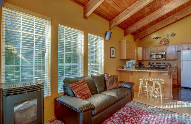 Waveseeker - Walk to Downtown White Salmon, Sweet Retreat