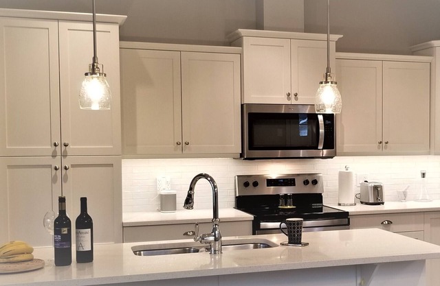 * We're EXEMPT from the BC short term rental restrictions! Tinhorn Cottage 20
