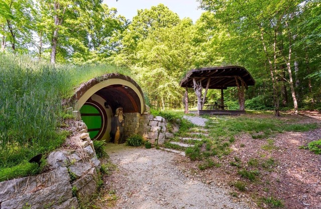 Wee Nook- a Hobbit Hole