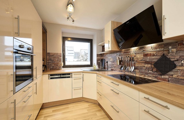 Wehlener Rosengarten holiday home with outdoor sauna