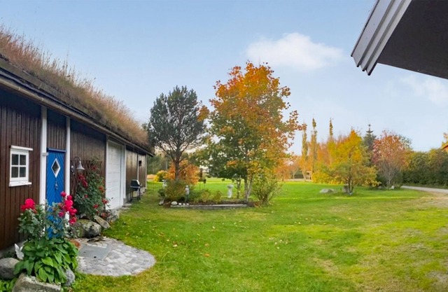 Welcome to Agdenes and this quaint cottage, which is an outbuilding of the common property.