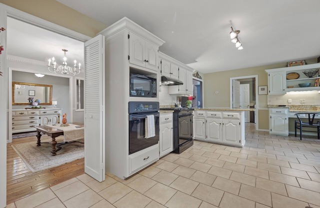 Welcome to Paradise Ridge Farms, your Tennessee country retreat.