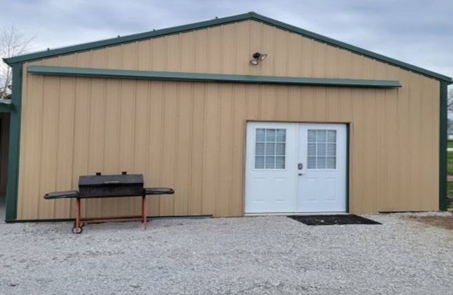 WELCOME TO WESTHOFF CAMPGROUND BUNKHOUSE