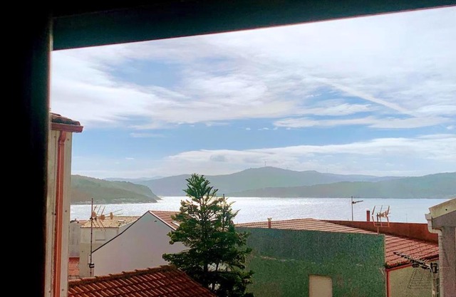 Welcoming House with Sea View in Corme-Porto