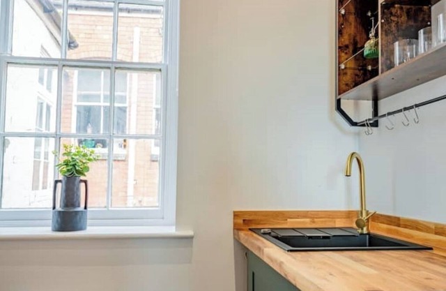 WhiskAwayStays - Foregate Studio - No. 1