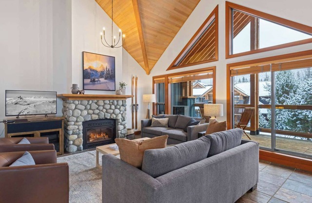 Whistler - Montebello 4821