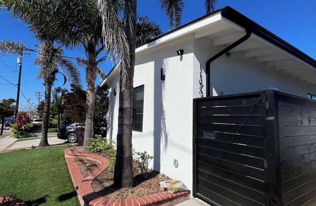 White Heart Beach ADU of Manhattan Beach CA