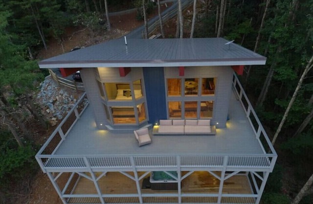 Wild Thing - Blowing Rock, Hot Tub, Big Views, NEW