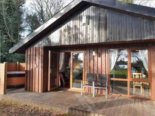 Willow Lodge 13 Hot Tub