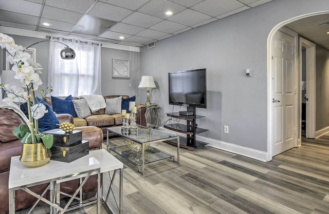 Wilmington Apartment: Day Trip to Dtwn Philly