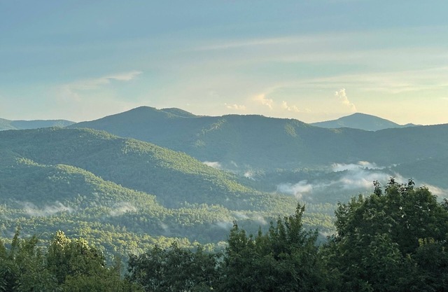 Wilstone Lodge-Pool&Lake Access-Secluded Bliss-Walk to Waterfalls