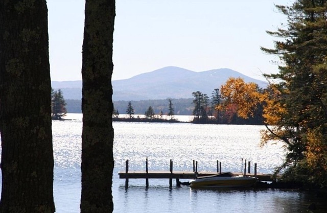 Winnipesaukee Waterfront Home in Superb Location