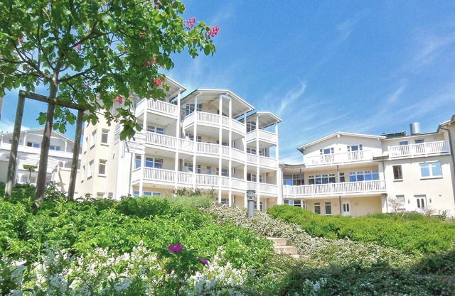 With sea view and balcony, use of swimming pool and sauna - Sea view apartment 38