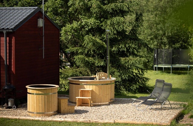Wonderful private villa for 4 guests with WIFI, hot tub, TV, terrace and pets allowed