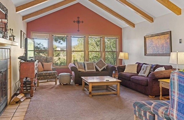 Wonderful 2 bedroom 21/2 bath condo on 2 levels with nice views