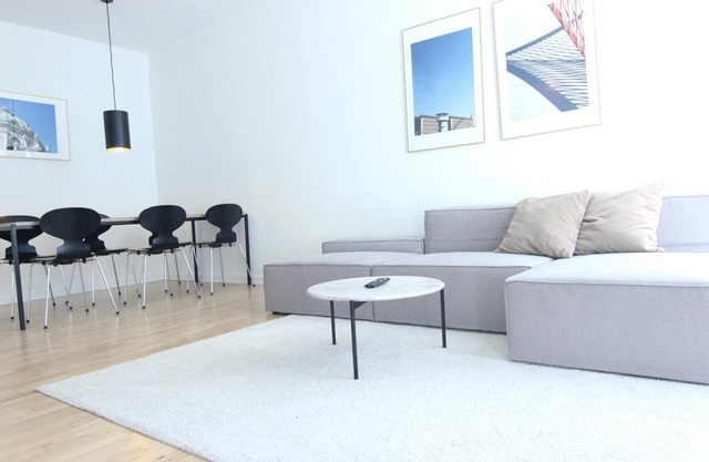 Wonderful 2-BR apartment in Frederiksberg C - 206