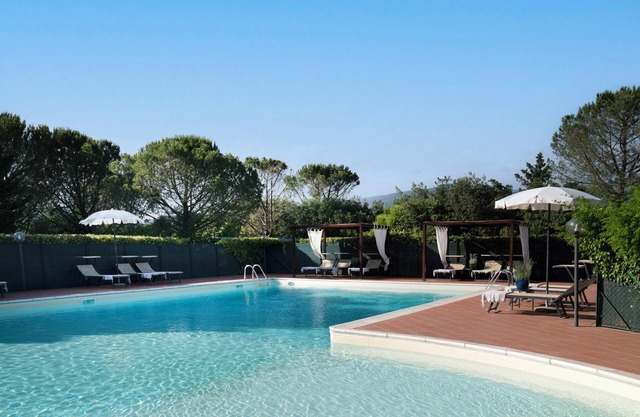 Wonderful cottage with pool near Arezzo