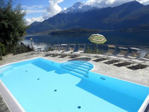 Wonderful flat with swimming pool, lift and garden
