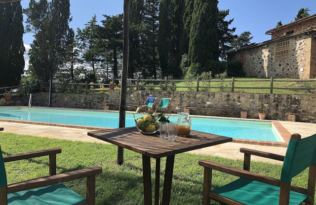 Wonderful private villa for 13 guests with private pool, WIFI, TV, patio, panoramic view and par.