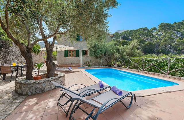 Wonderful private villa for 8 guests with WIFI, A/C, private pool, TV and terrace