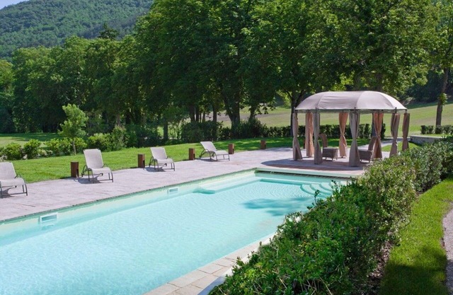 Wonderful private villa for 20 people with private pool, WIFI, A/C, TV, patio and panoramic view