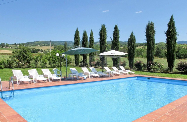 Wonderful private villa with WIFI, private pool, TV, patio, pets allowed and panoramic view