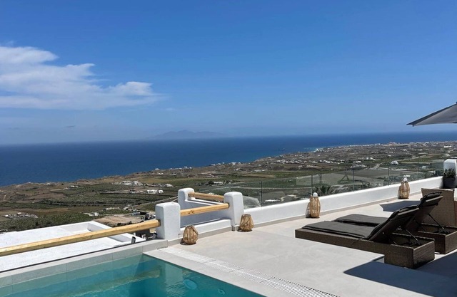 Wonderful Santorini Villa | 2 Bedroom | Dream Villa Tria | Stunning Sea Views &.