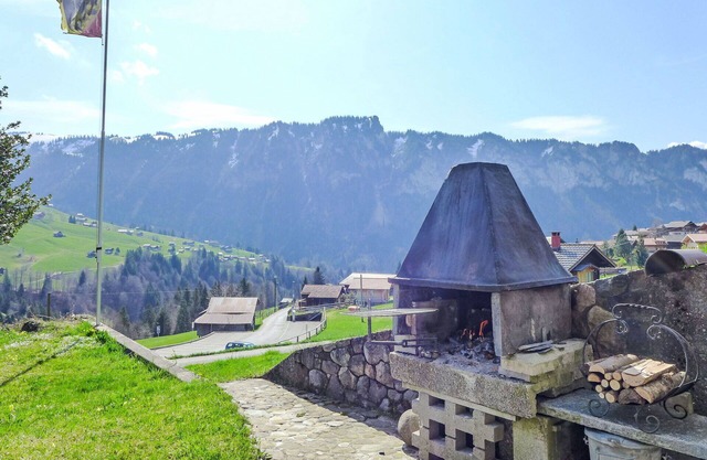 Wonderful villa for 3 guests with TV, patio, pets allowed and panoramic view