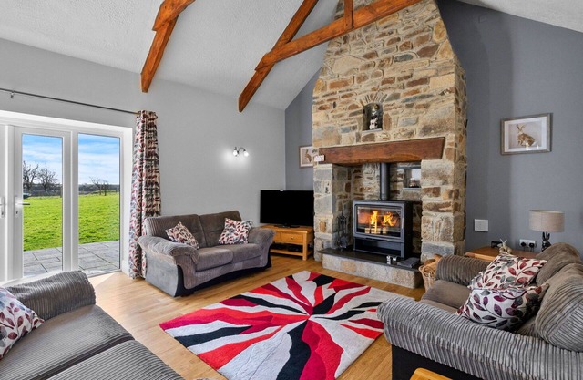 Wonderful villa for 7 guests with WIFI, terrace, pets allowed and parking