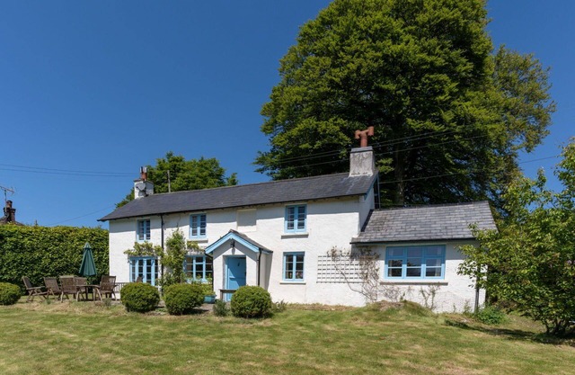 Wonderful villa for 8 guests with WIFI, TV and pets allowed