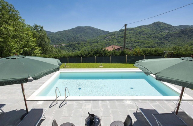 Wonderful villa for 4 people with A/C, WIFI, pool, TV, terrace, pets allowed and panoramic view
