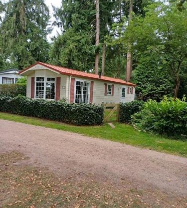 Woudthuisje