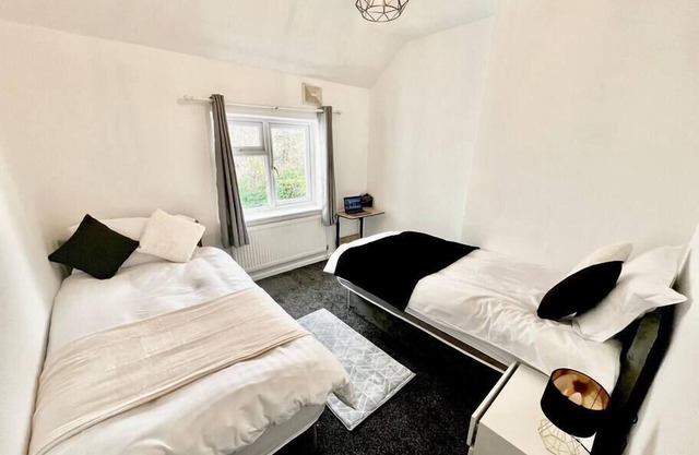 xcusive properties ltd