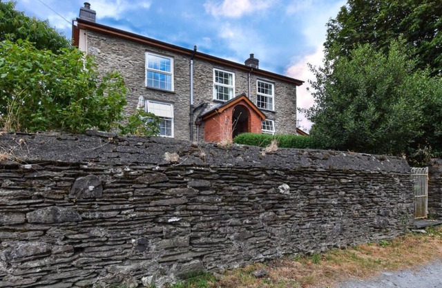 Y Llwyn in Machynlleth