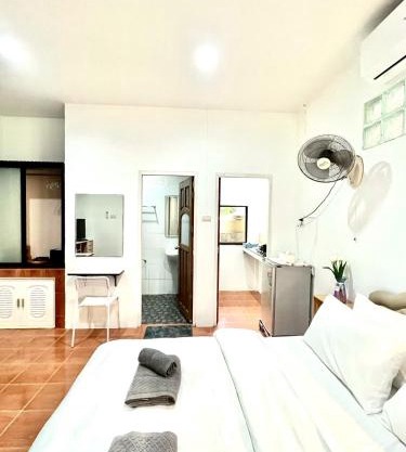 Yada Hose Alina Cottage